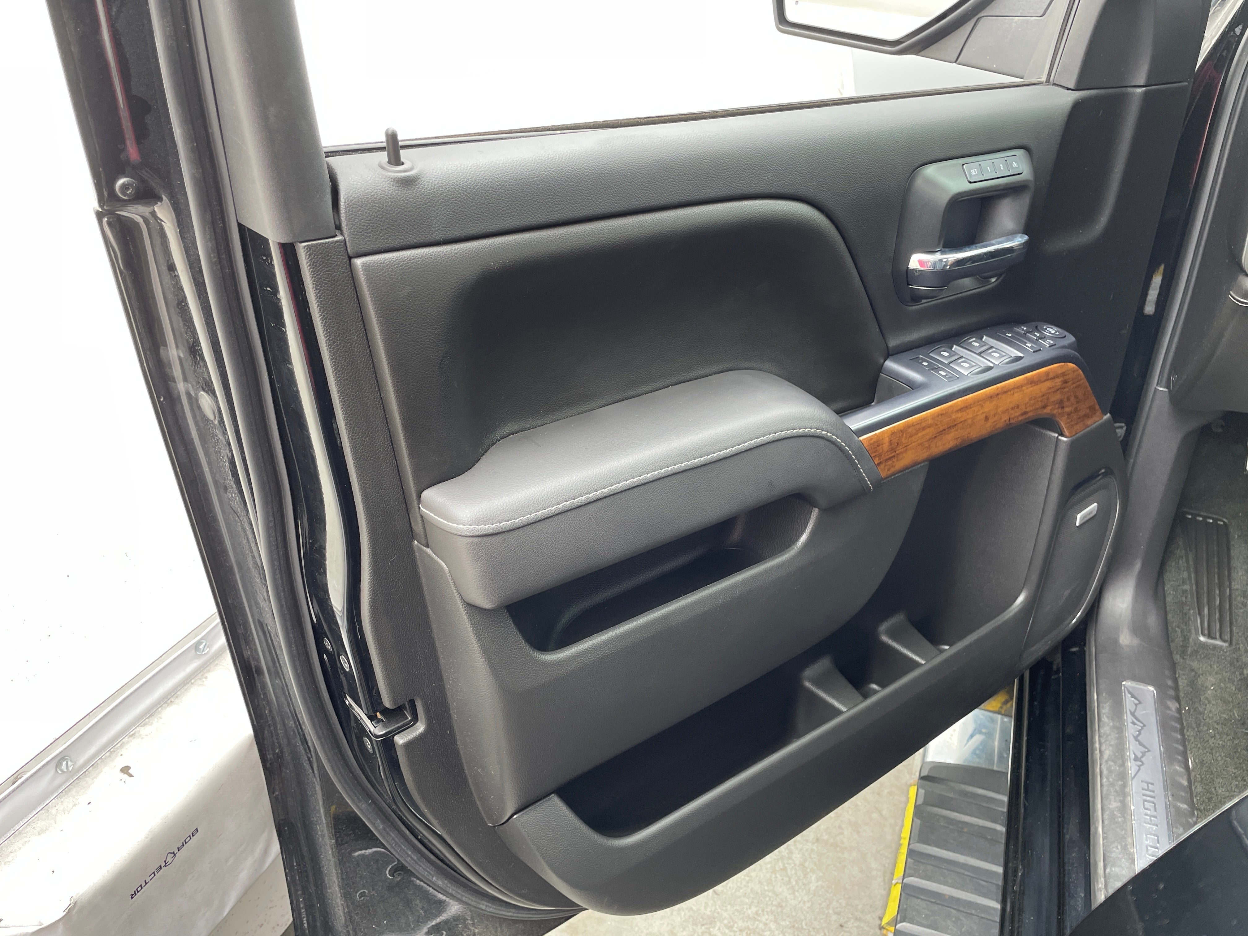chevrolet silverado 1500 2017 3GCUKTEJ6HG376661 image chevrolet silverado 1500 2017 3GCUKTEJ6HG376661 image